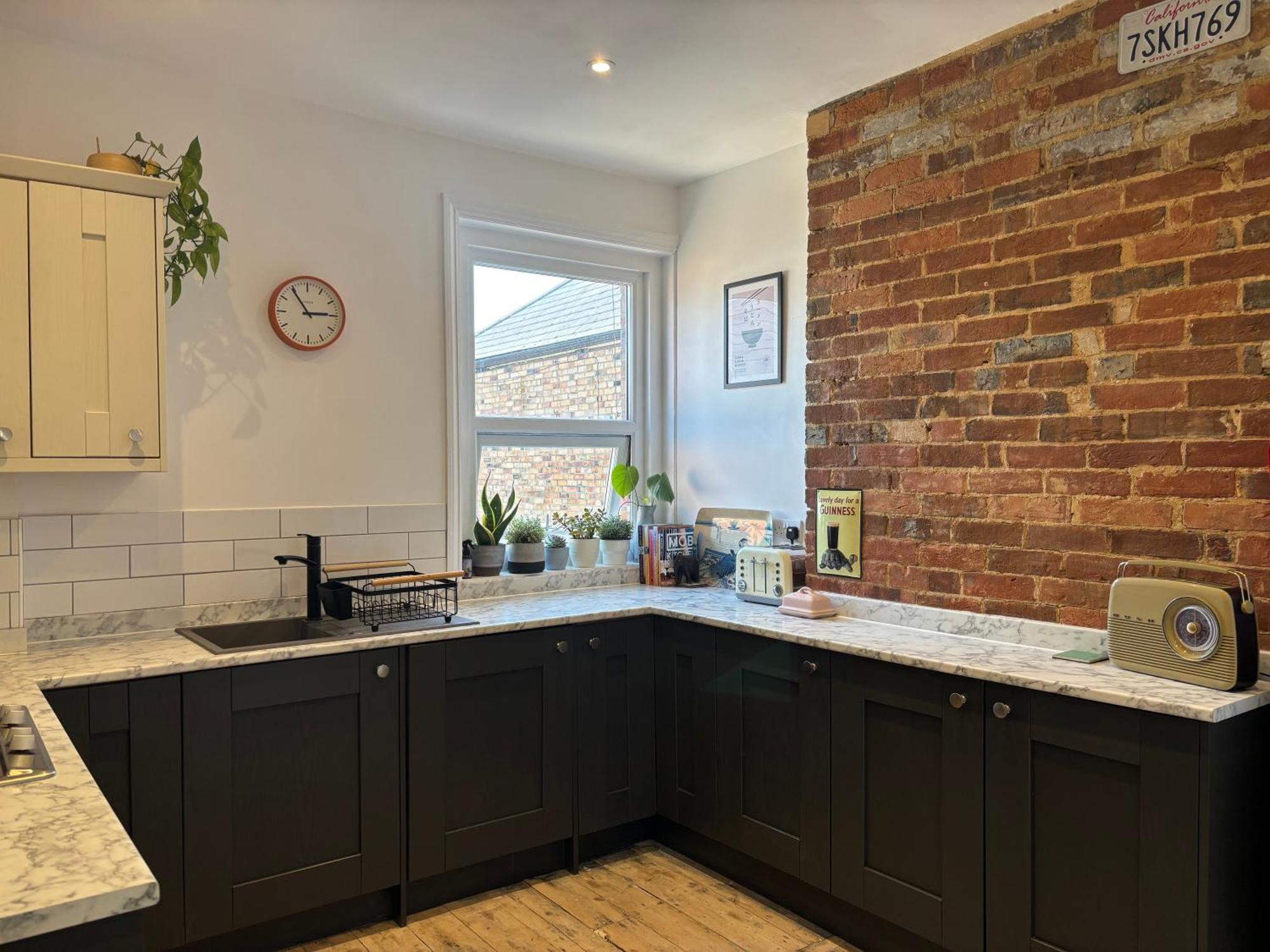 Charming Edwardian Maisonette In Trendy Location, Minutes From Restaurants And Pubs In Ashley Cross, Пул Екстериор снимка